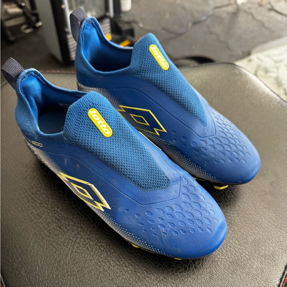 Lotto Kids Blue soccer cleats